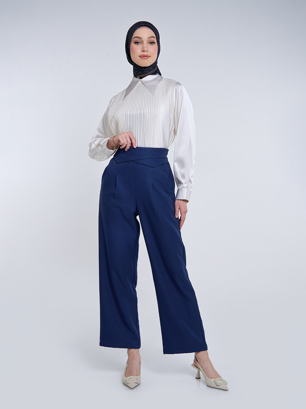 ARISA HIGH WAISTED PANTS NAVY