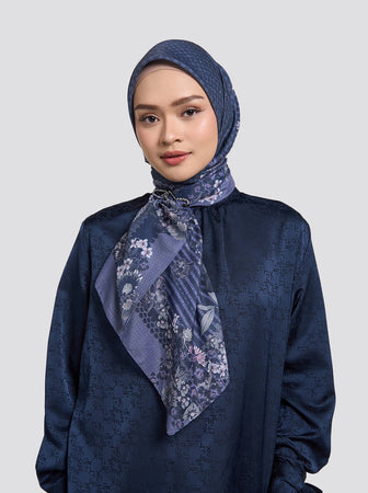 ATHEMINA SIGNATURE SCARF NAVY