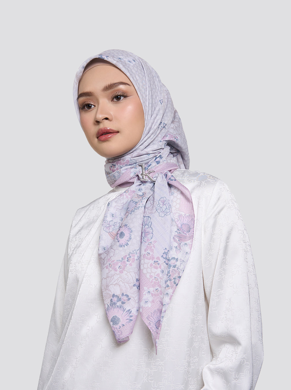 ATHEMINA SIGNATURE SCARF SILVER PINK