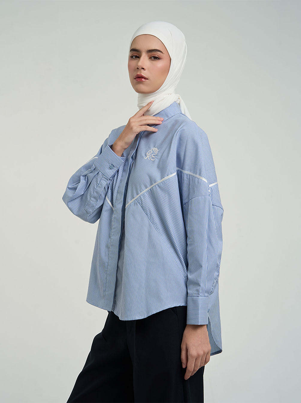 MISYA OVERSIZED TOP BLUE