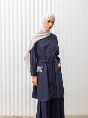 EDEN LOOSE TOP NAVY