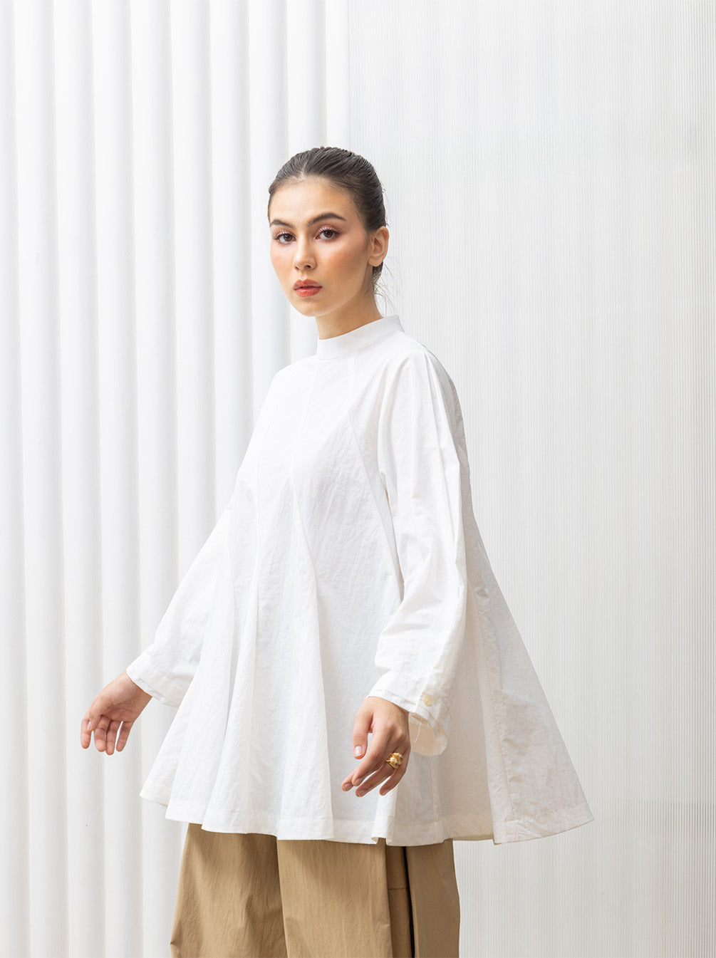 ELOWEN BIAS TOP WHITE
