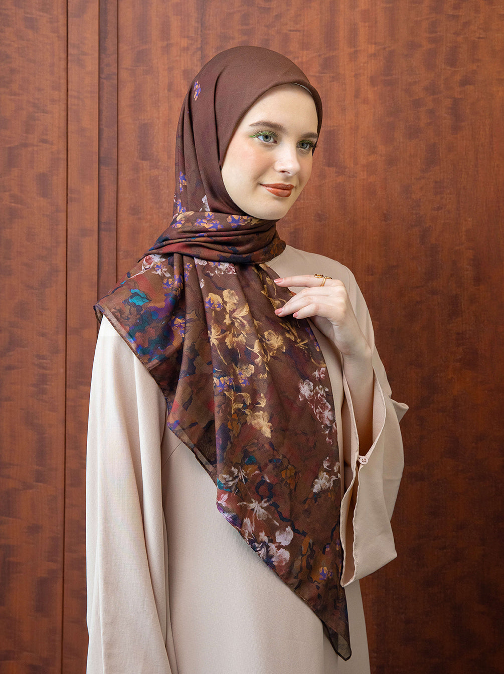 KATLA MAHIKA SIGNATURE SCARF BROWNY