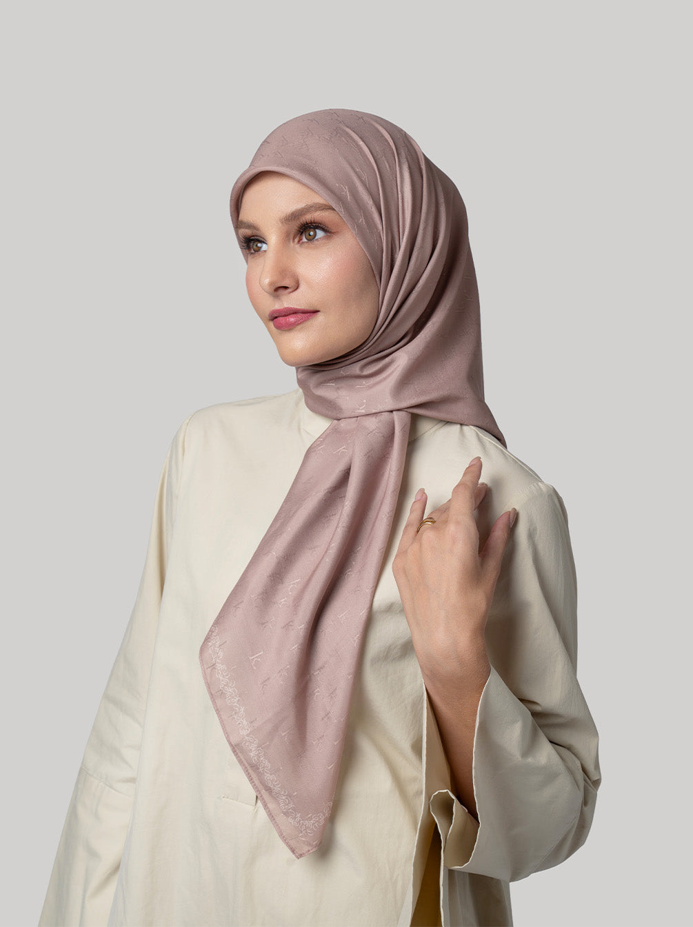 NUMA SIGNATURE SCARF HAZELNUT