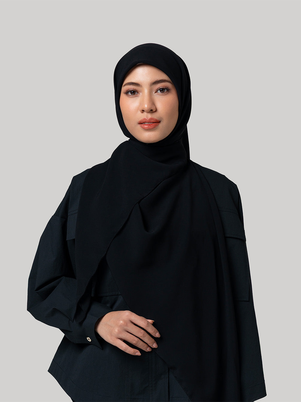 C.A.L.M SYAR'I SCARF PLAIN BLACK