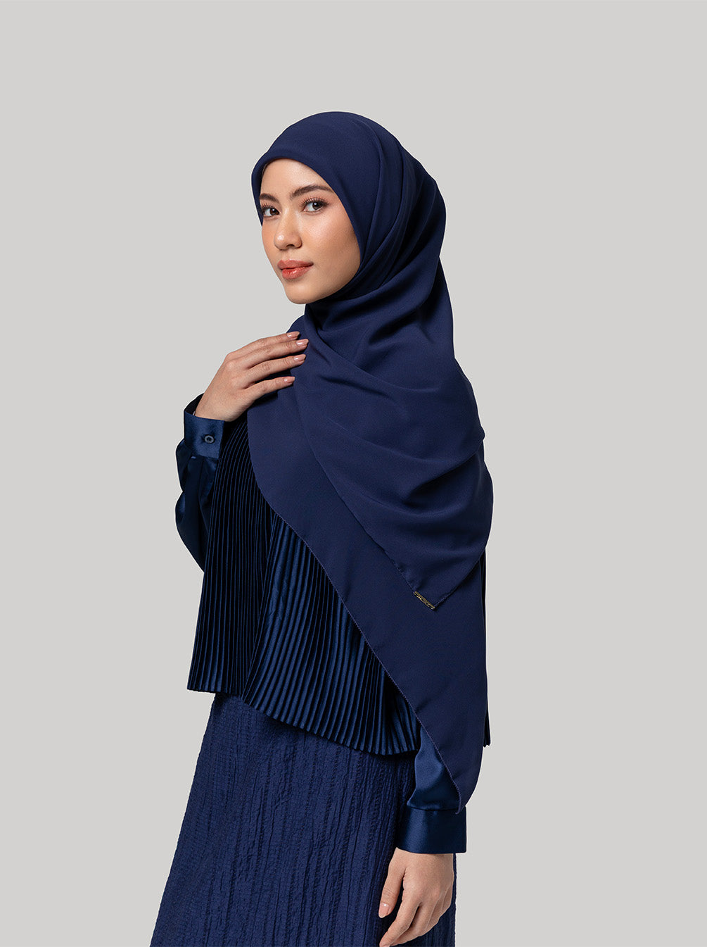C.A.L.M SYAR'I SCARF PLAIN NAVY