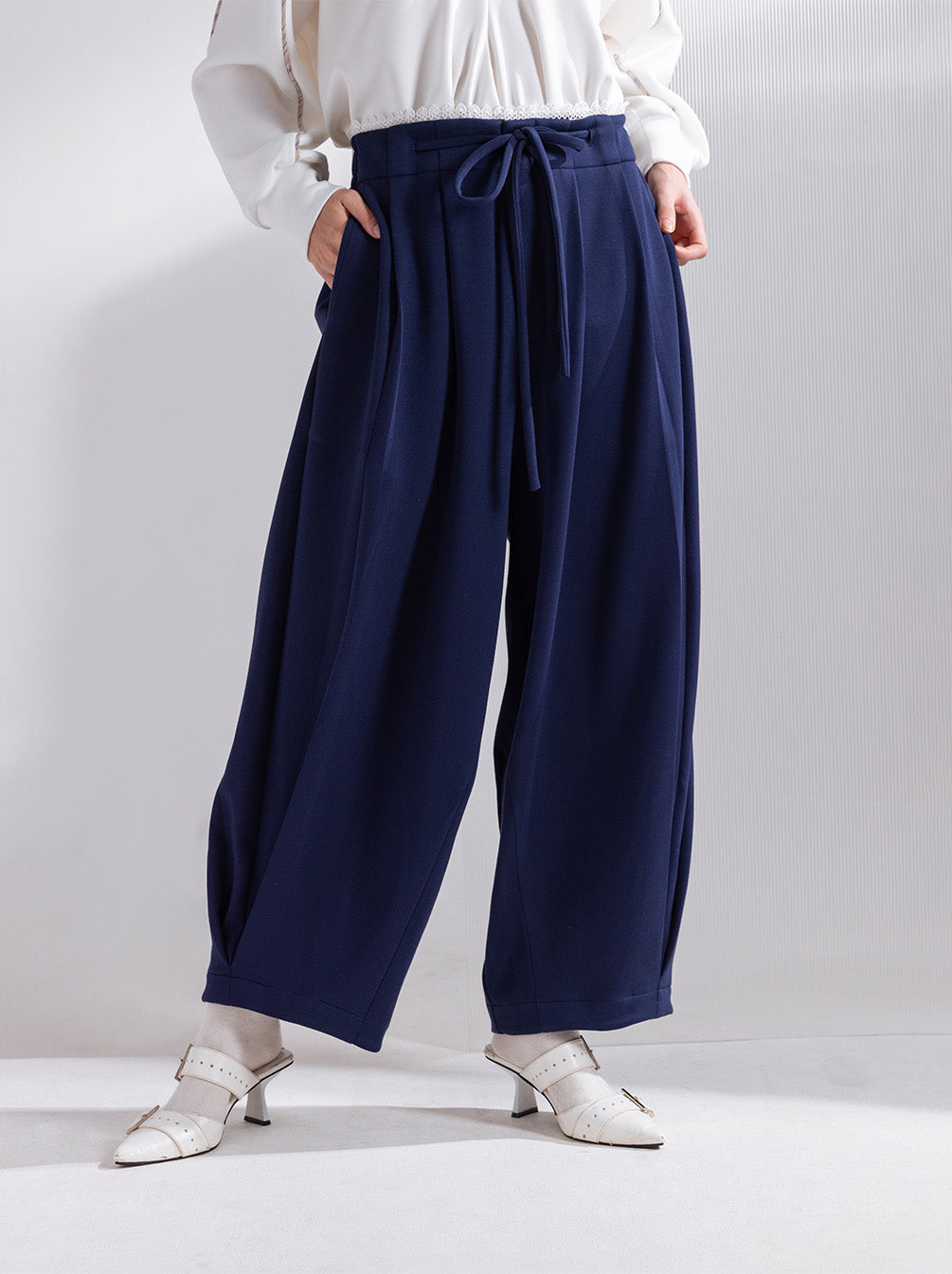 TULLA BARREL PANTS NAVY