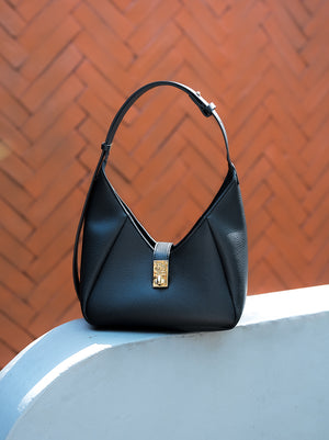TWO WAYS V BAG BLACK