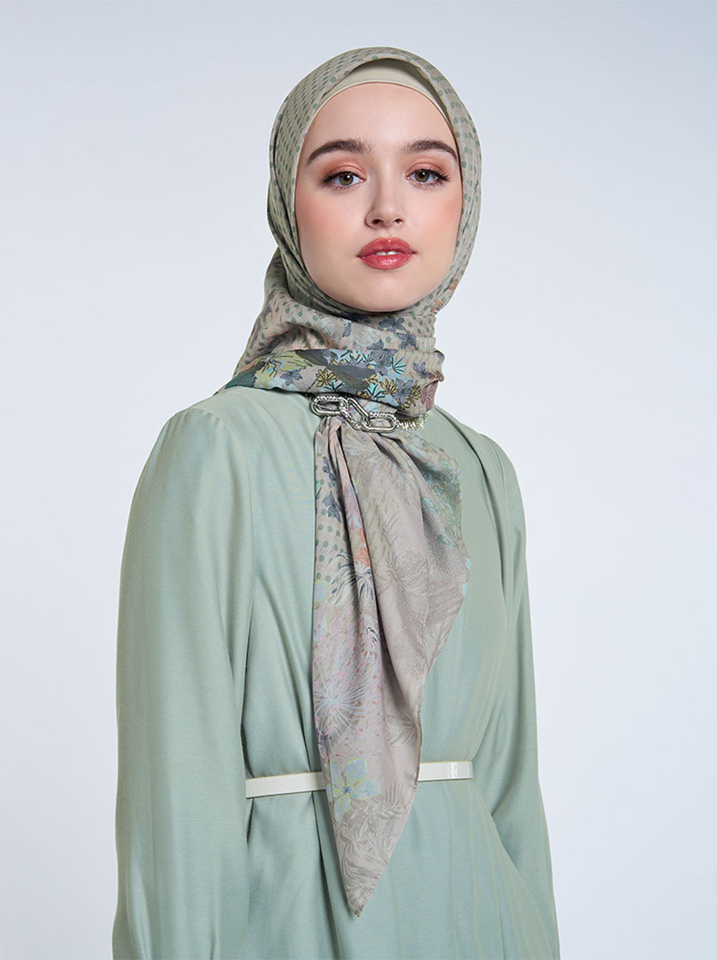 CEDARRA SIGNATURE SCARF DUSTY SAGE