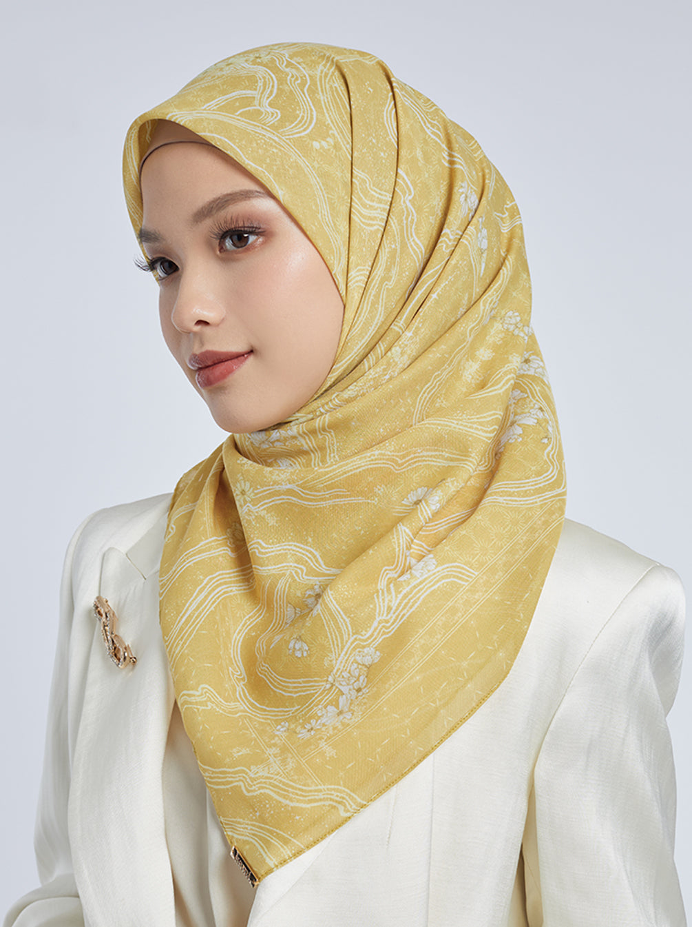DANICA SIGNATURE SCARF SUNSHINE Kami Idea danica-signature-scarf-sunshine-kami-idea