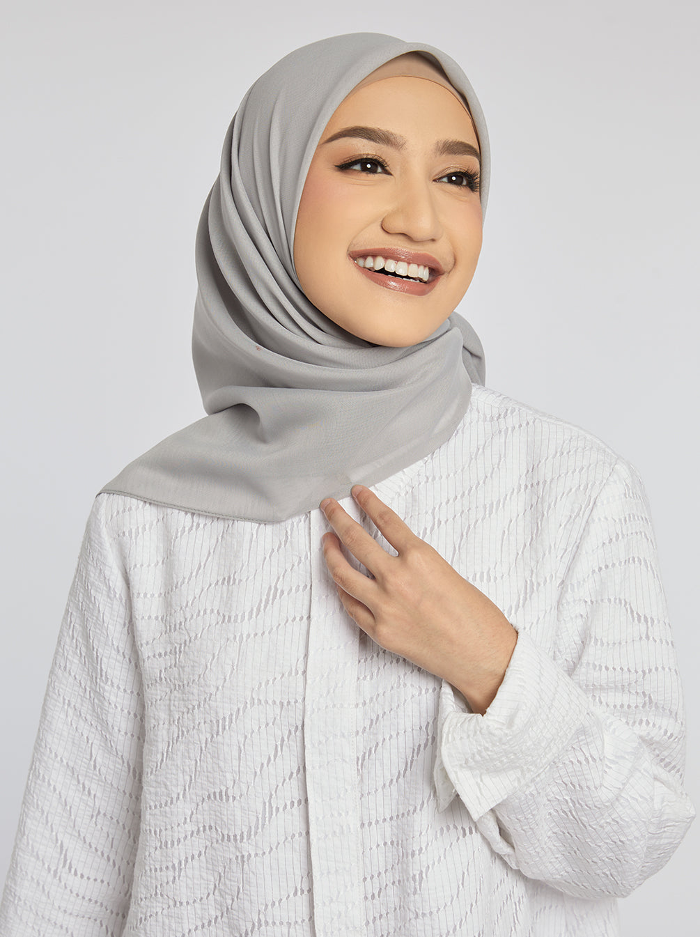 DELICATE PARIS SCARF PLAIN GLACIER Kami Idea delicate-paris-scarf-plain-glacier-kami-idea