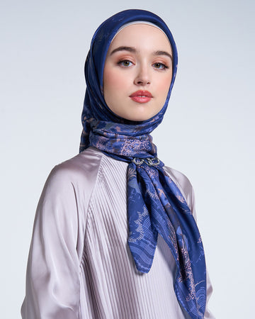 IKARONA SIGNATURE SCARF DUSTY BLUE