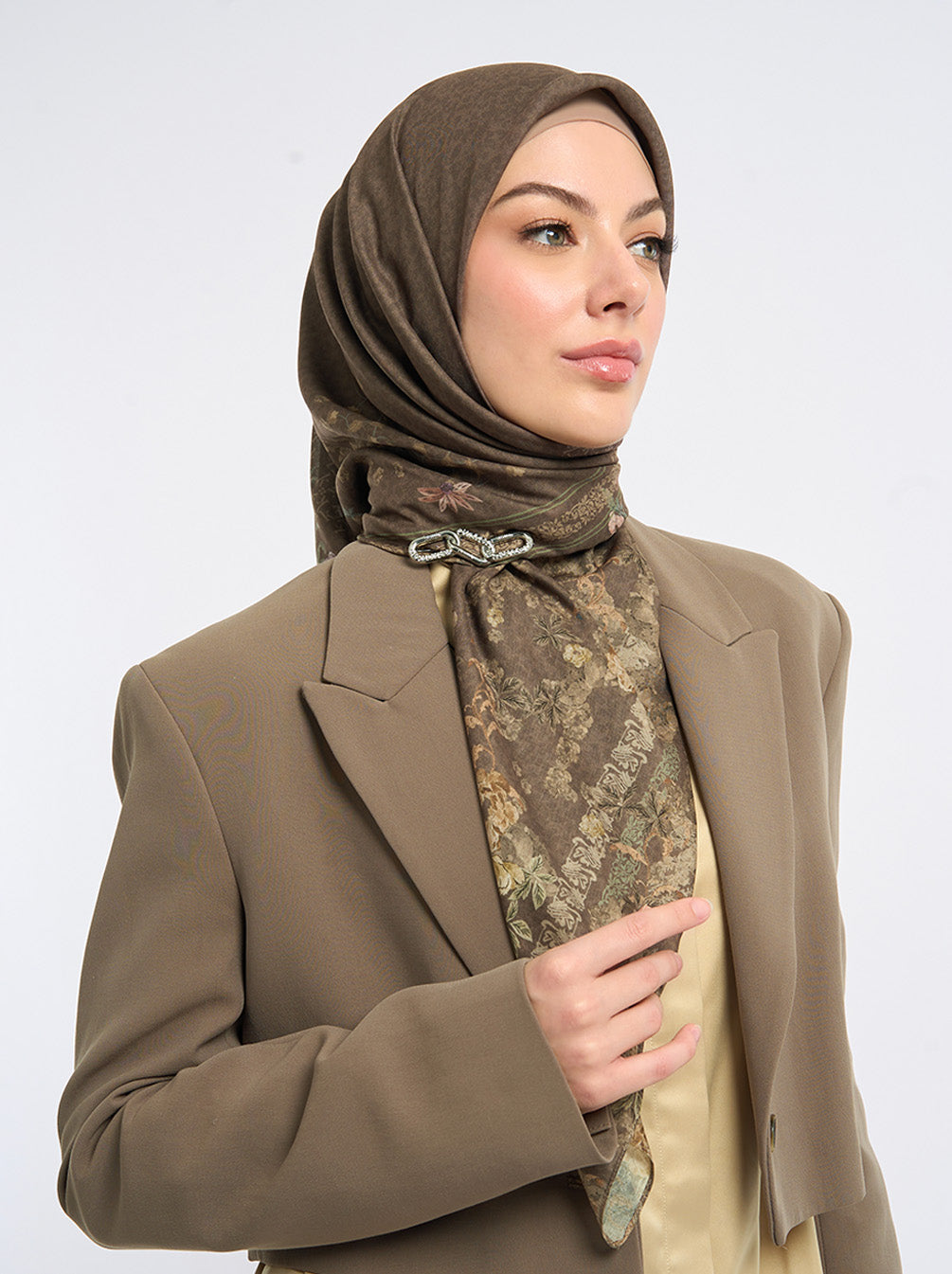 KIMAYYA SIGNATURE SCARF PEANUT