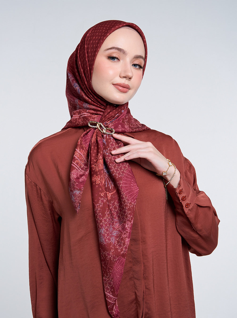 NUANSA SIGNATURE SCARF ROSEWOOD