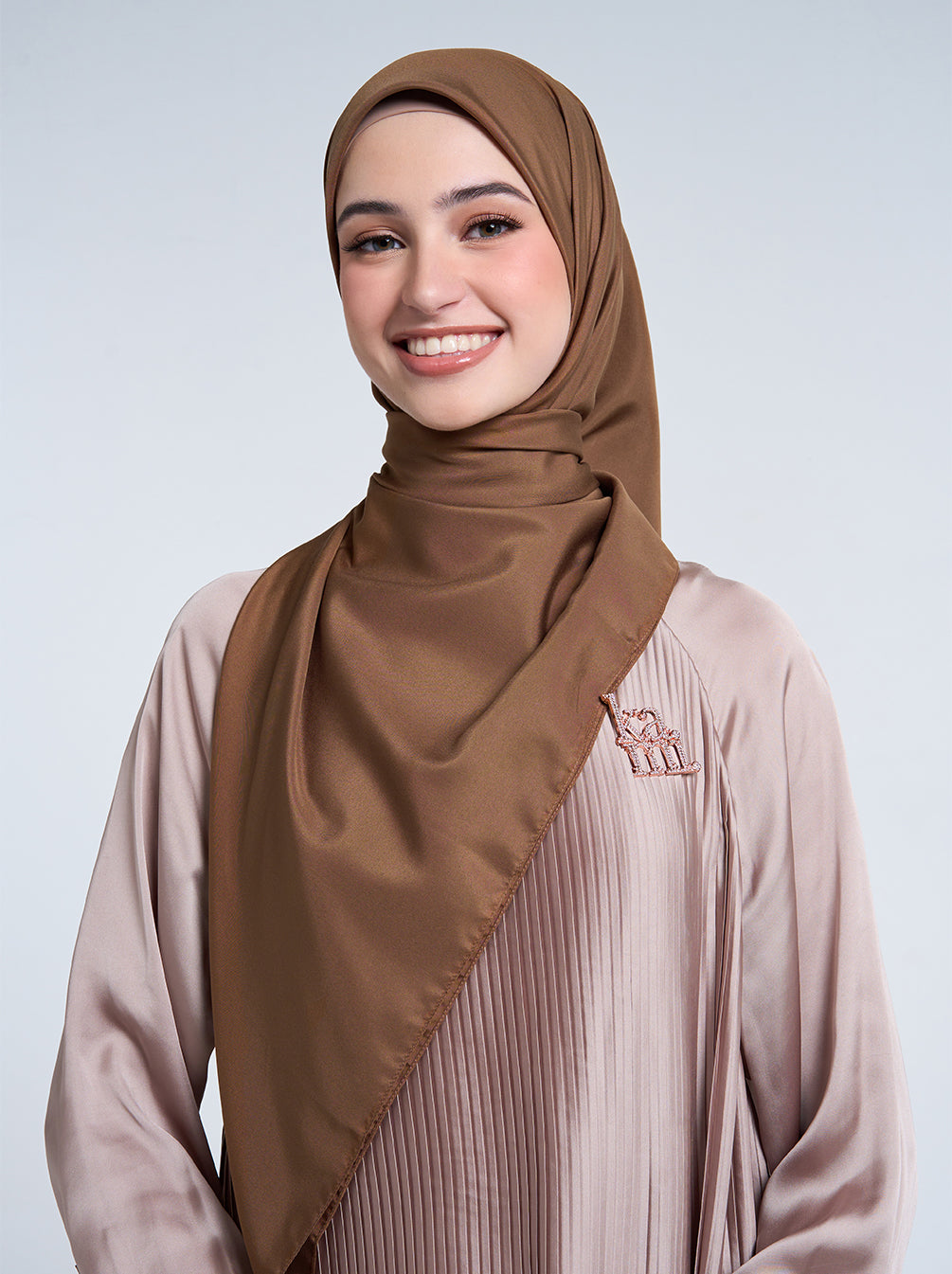 ULTRA SATIN SCARF PLAIN CINNAMON