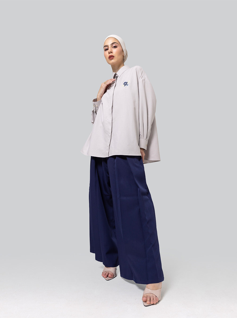 NUE DROPSHOULDER TOP LIGHT BEIGE
