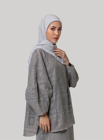 C.A.L.M SCARF PLAIN SOFT GREY