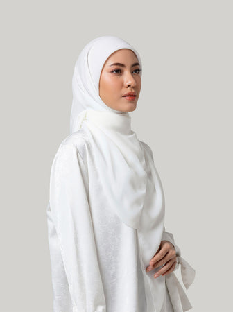 C.A.L.M SYAR'I SCARF PLAIN WHITE