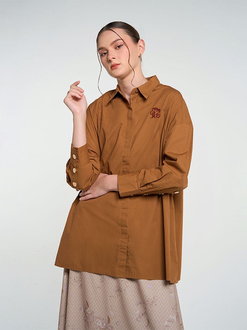 GALE EMBROIDERY TOP TOFFEE