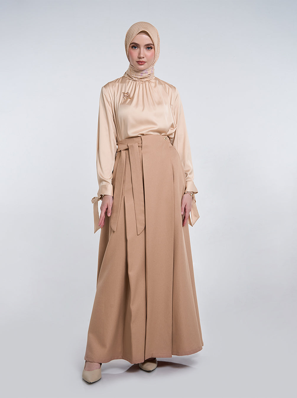 RAJINI BOX PLEATED SKIRT PLAIN ALMOND