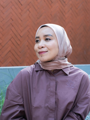 REVERIE SIGNATURE SCARF PECAN