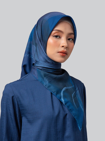 REVERIE SIGNATURE SCARF INDIGO