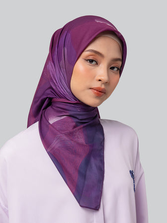 REVERIE SIGNATURE SCARF PLUM