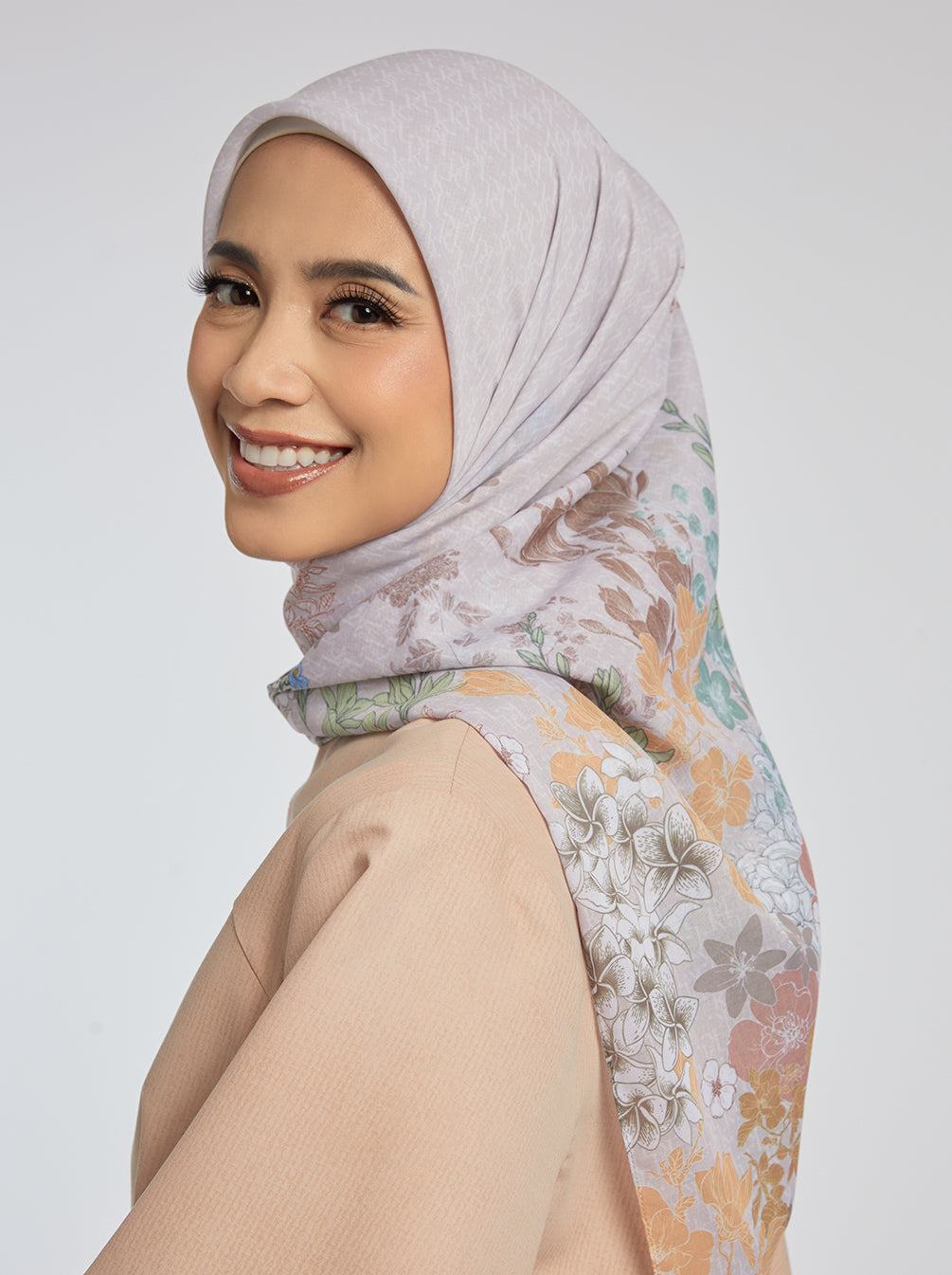 SONALI SIGNATURE SCARF SHELL Kami Idea sonali-signature-scarf-shell-kami-idea