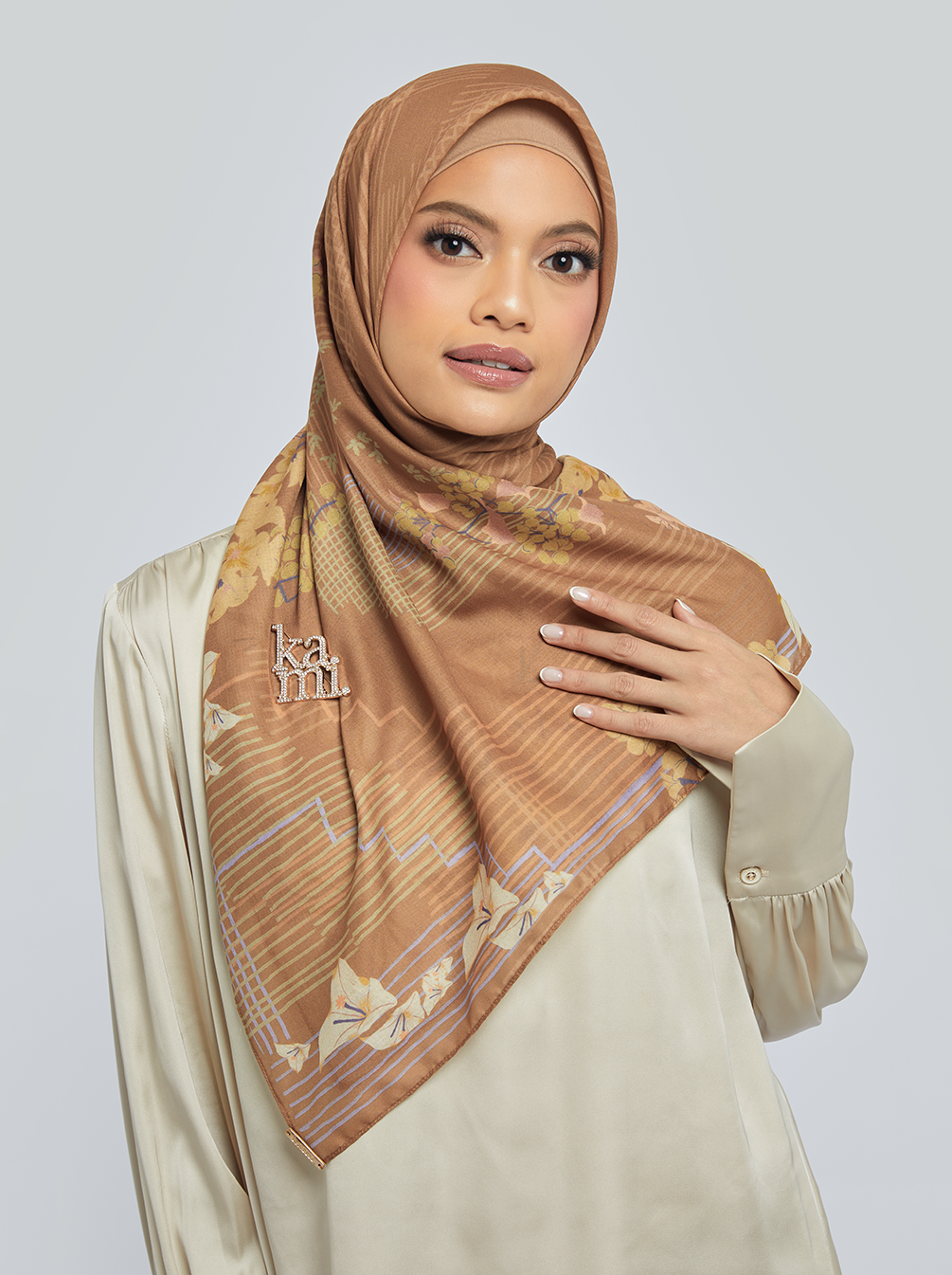 CHARAKA SCARF BROWN Kami Idea charaka-scarf-brown-kami-idea