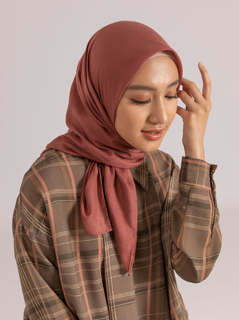 AIRY VOAL SCARF PLAIN RED BUD